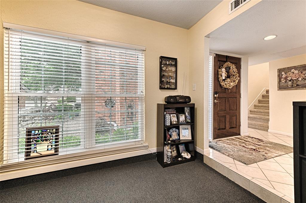 2954 Woodcroft Circle