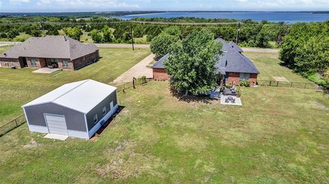 A home in Lavon