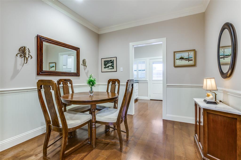 Royal Lane Condos 5800 - Residential