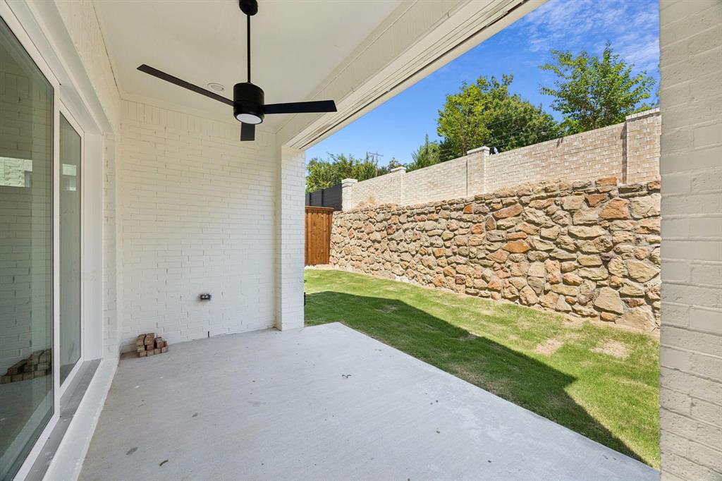 White Rock Trail Add - Residential