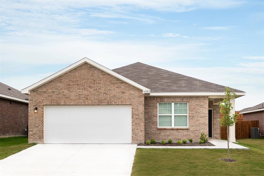 909 Palmer Road