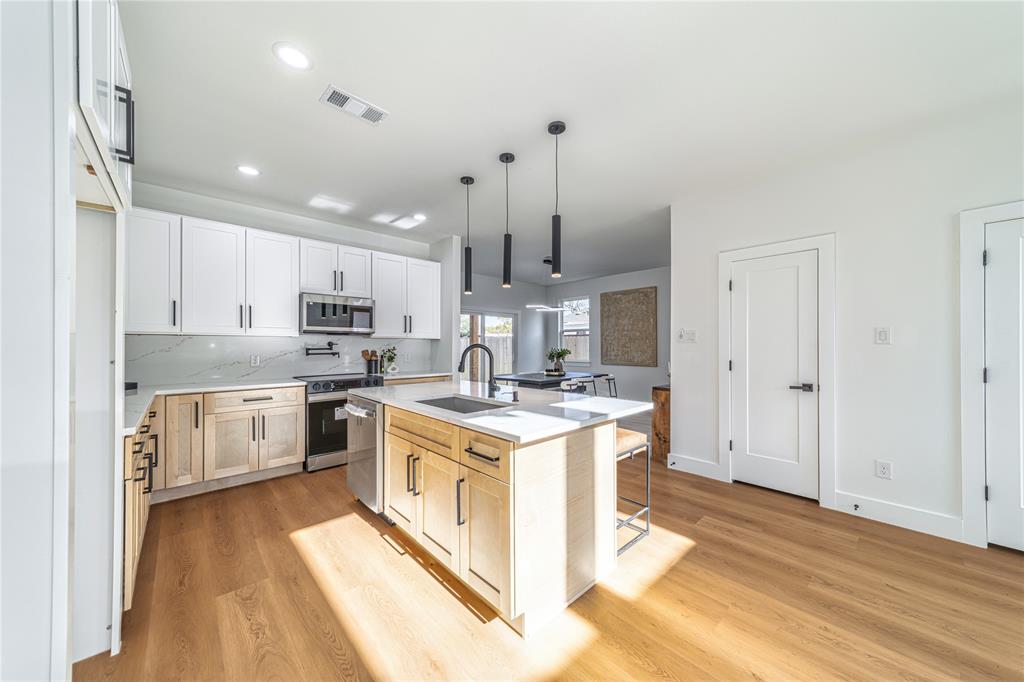 Eagle Ford Gardens - Residential