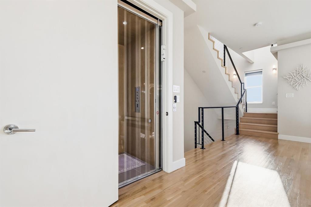 Westport Lakeview Villas - Residential