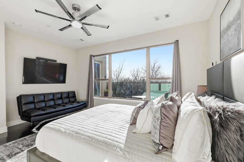 Westport Lakeview Villas - Residential