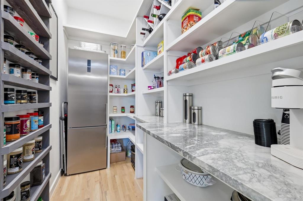 Westport Lakeview Villas - Residential