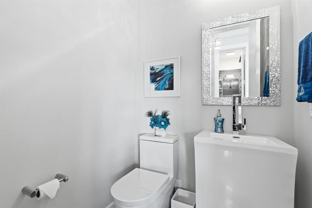 Westport Lakeview Villas - Residential