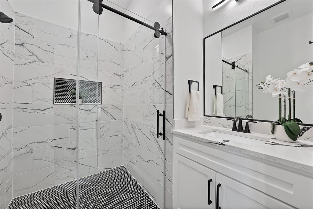 Mullins R L Sub - Residential