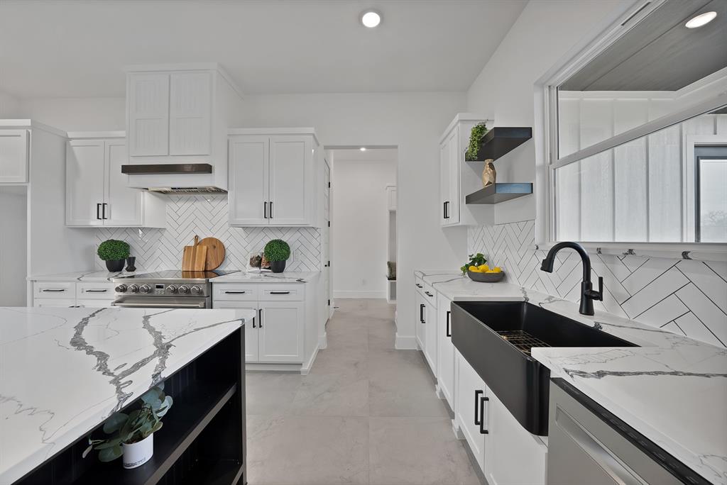 Mullins R L Sub - Residential