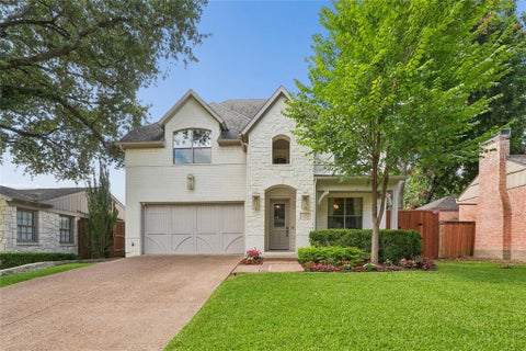 Photo of 6112 Penrose Avenue, Dallas, TX 75214 (MLS # 21306061)