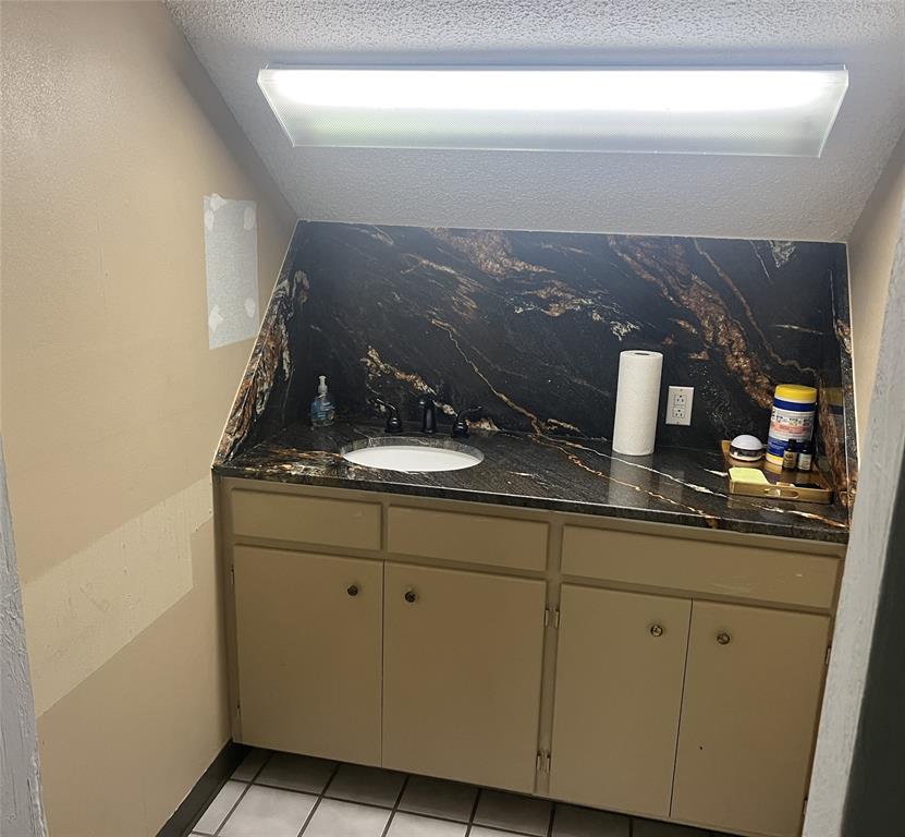 Original Cleburn - Commercial Sale