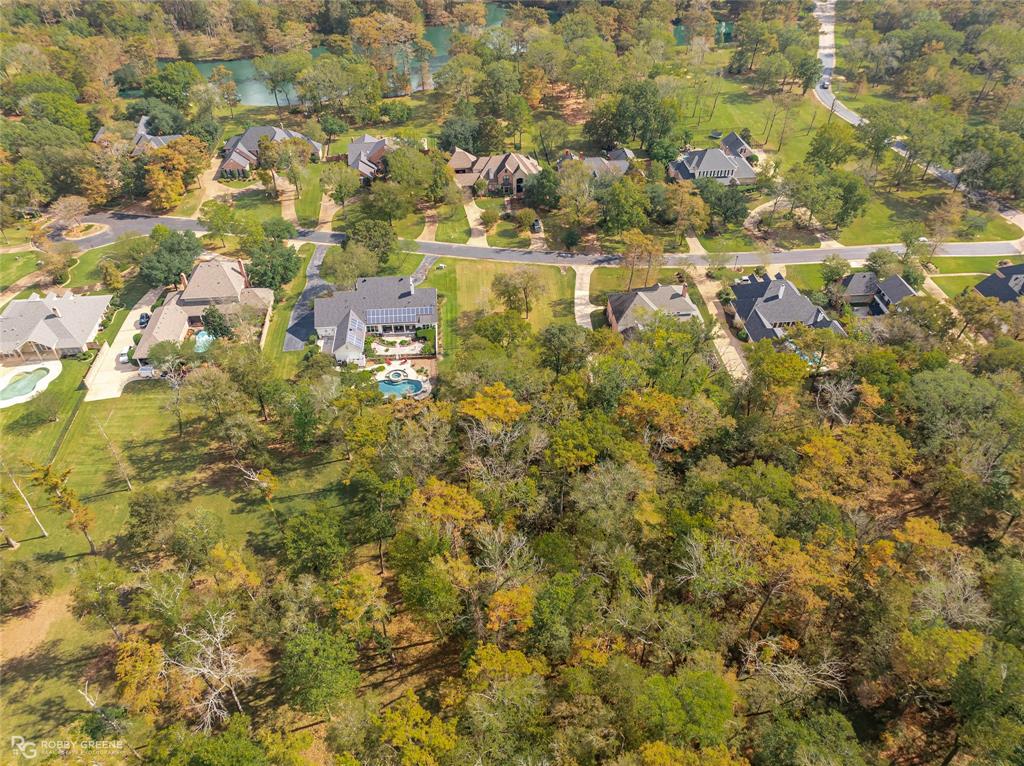 Victorian Pointe in Carriage Oaks - Land