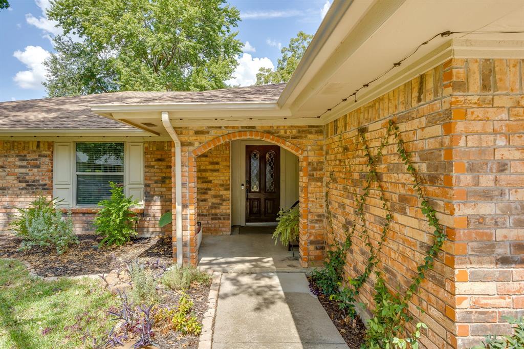 1005 Westminster Lane