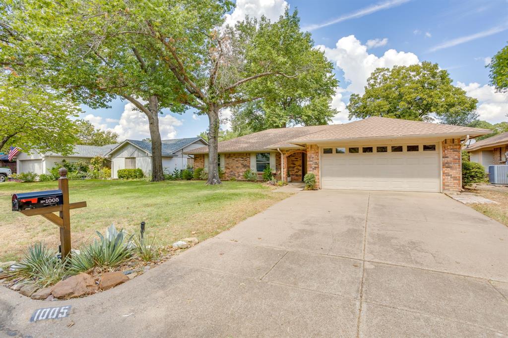 1005 Westminster Lane