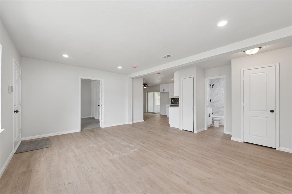 4040 Wind River Drive