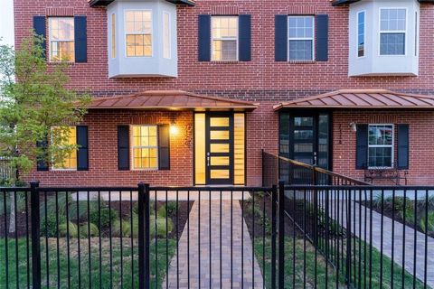 Photo of 7174 Birch Mews, Frisco, TX 75034 (MLS # 21202273)