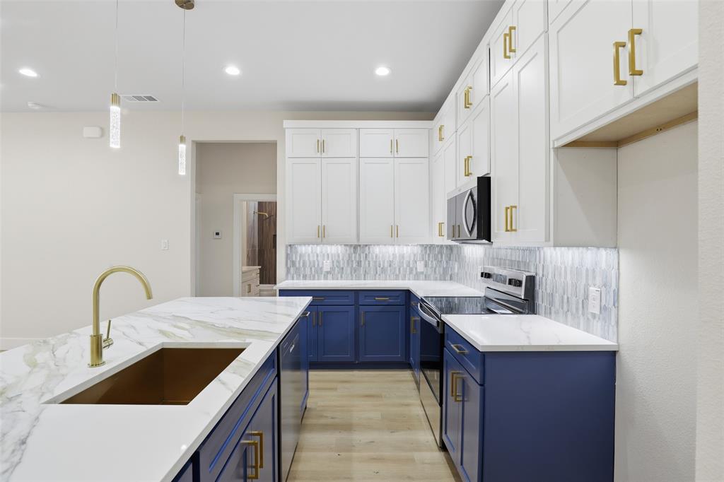 1833 Edna Street A-B