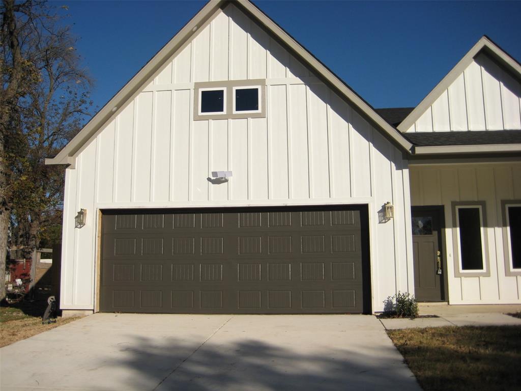 HIGHLAND PARK ADDITION-ARLINGTON - Residential Income