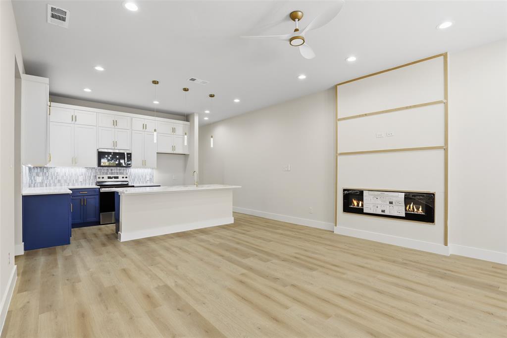 HIGHLAND PARK ADDITION-ARLINGTON - Residential Income