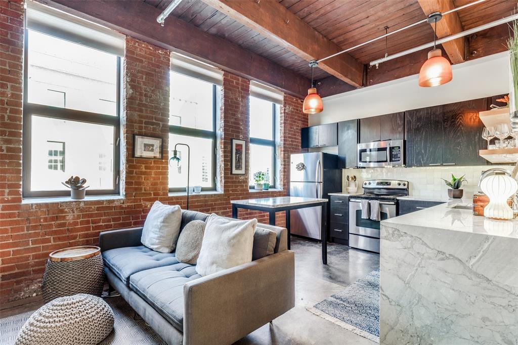 509 Elm Street 503