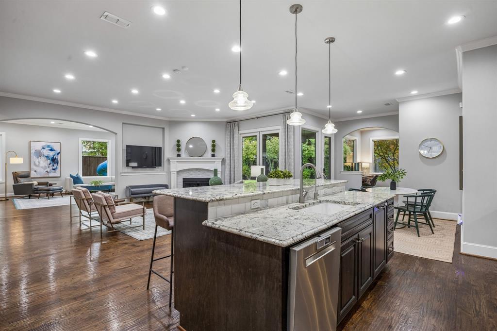 White Rock Place Add - Residential