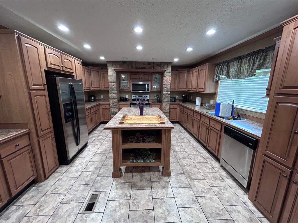 7429 W Henderson Gin Road