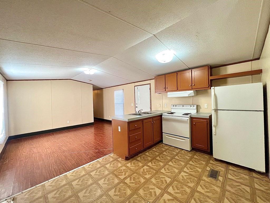 Tamarack - Residential