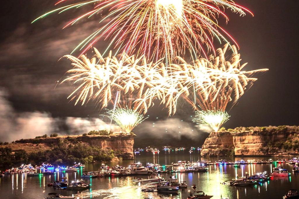 Sportsmans World 07 - Residential