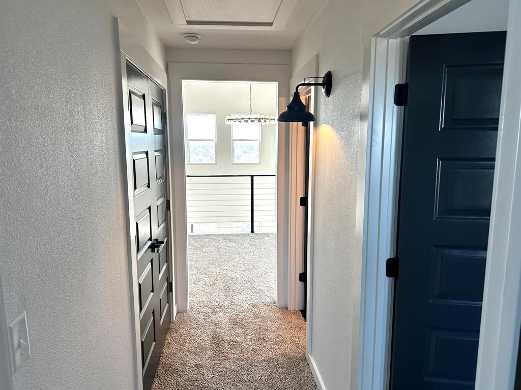 Sportsmans World 07 - Residential