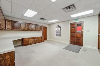 Original-Graham - Commercial Sale