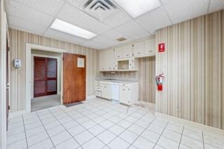 Original-Graham - Commercial Sale