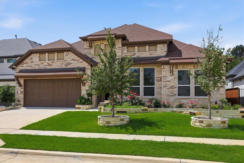 3123 Warwick Trail