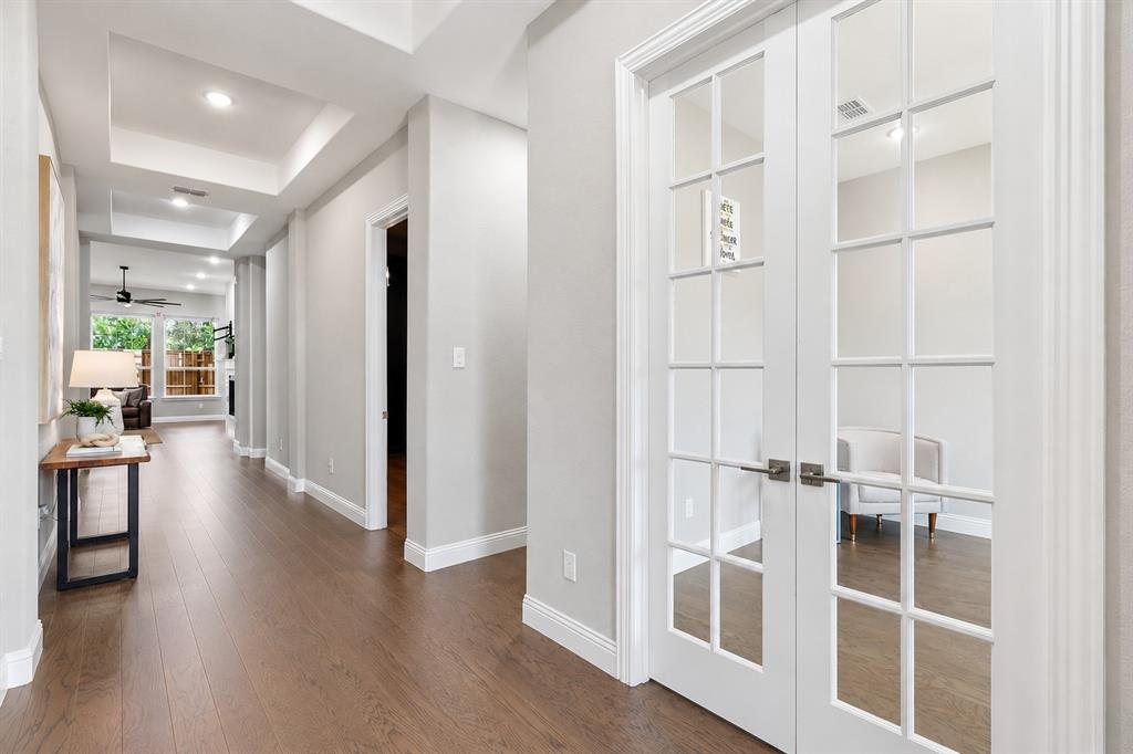 3123 Warwick Trail