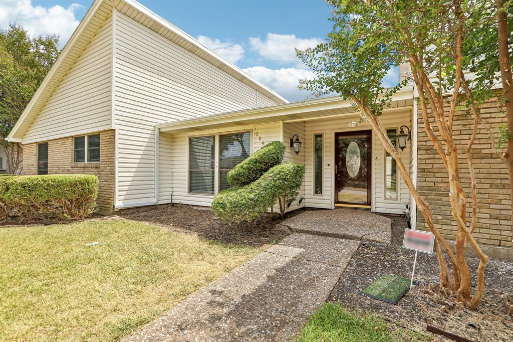 2840 Meadowbrook Drive