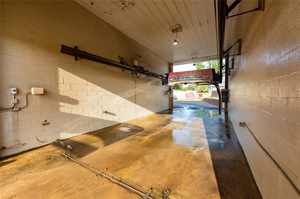 109 S Greer Boulevard
