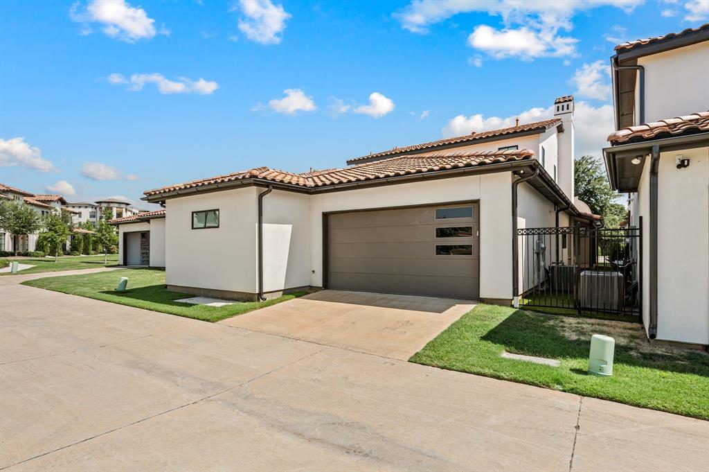 2850 Lakeside Parkway 110