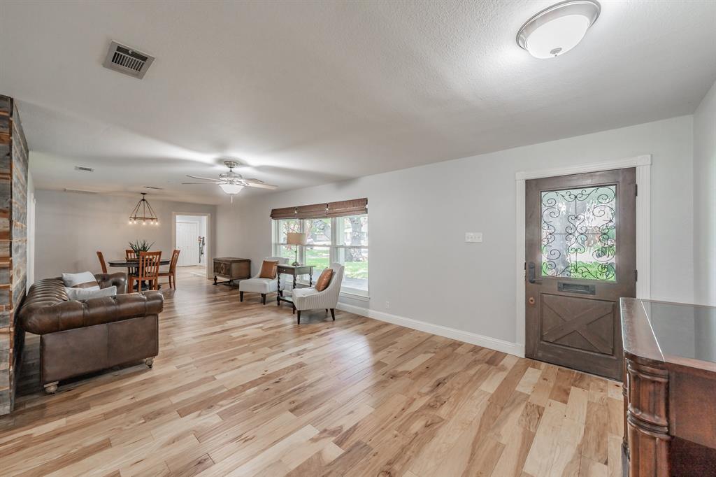 3008 Lavita Lane