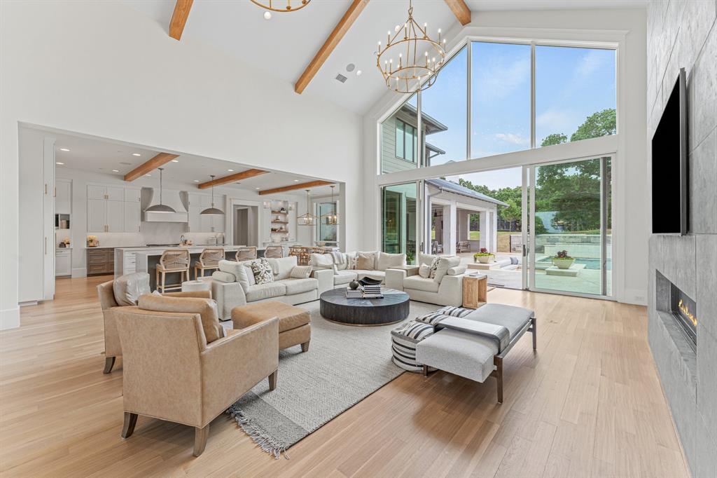 1405 Ridge Circle
