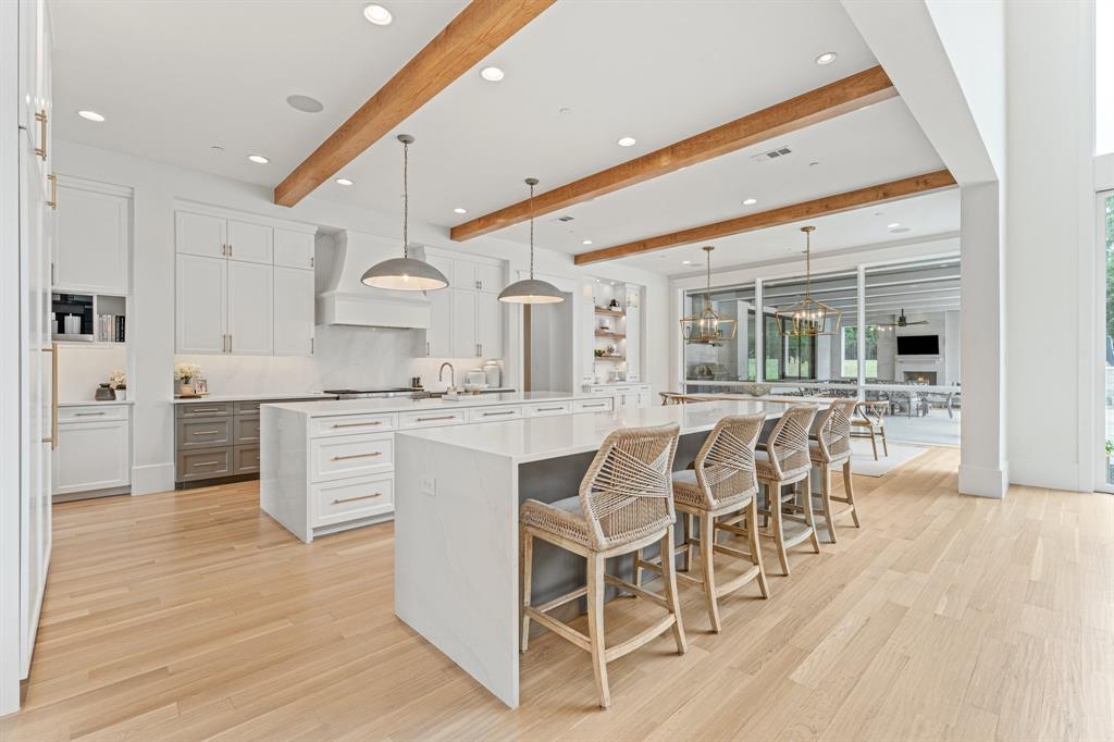 1405 Ridge Circle