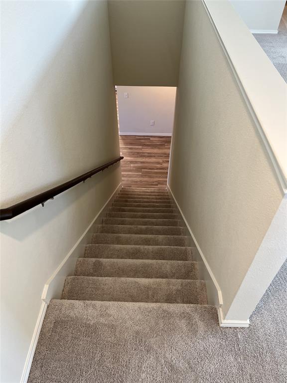 Elizabeth Creek - Residential Lease