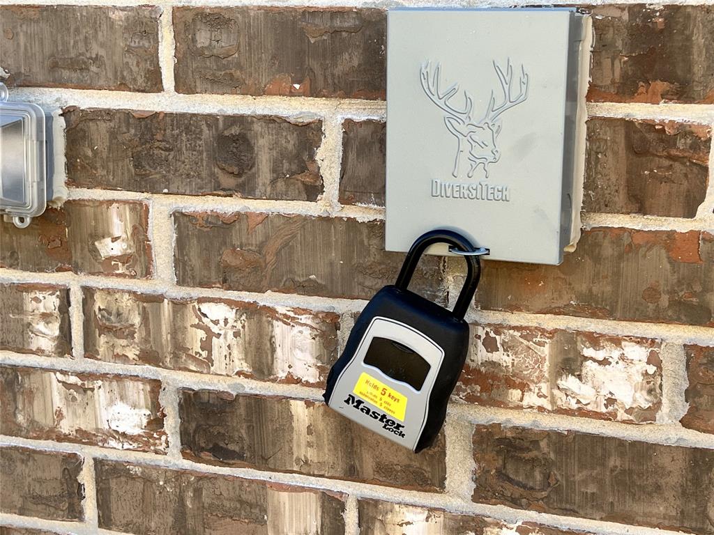 Elizabeth Creek - Residential Lease