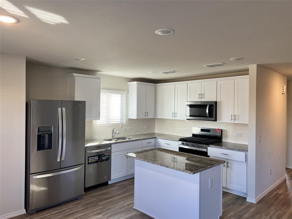 Elizabeth Creek - Residential Lease