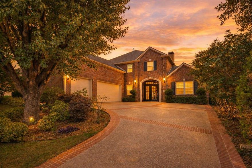**OPEN SATURDAY 5-3  1:00-4:00 pm**

-High demand established neighborhood with mature trees, backs to private golf course, gorgeous views.
-Highly sought after Elementary school and creekside pathways are within walking distance. 
-Huge kitchen island and updated interior with beautiful built-in cabinetry.
-Private Office with built-in cabinets.
-Large 600+sf Bonus room for workouts, play area, studio or ???
-Pool and Hot tub spa with views onto the golf course.
-Projector screen and projector (set up for golf simulator) can stay with the house! 
-First American Home Warranty included!