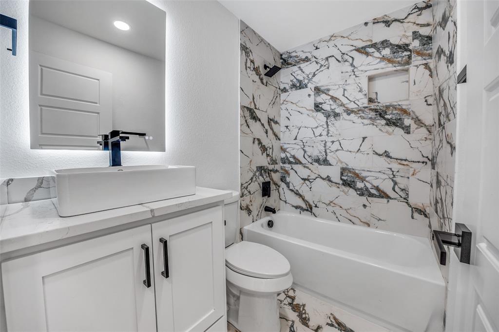 Lincoln Manor 02 - Residential Lease