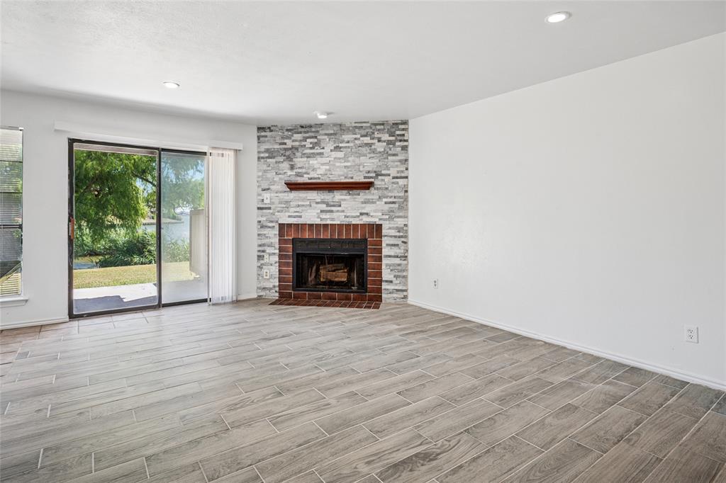 Faulkner Point 02 - Residential