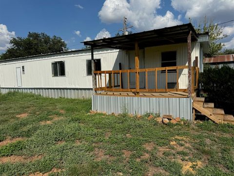 1404 W Sunset Street San Saba TX 76877