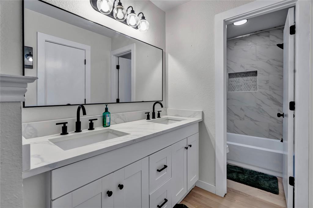 Crestmoor Park West - Residential