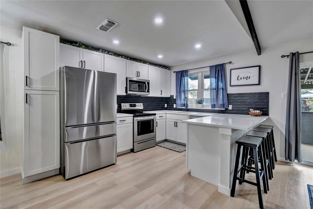 Crestmoor Park West - Residential