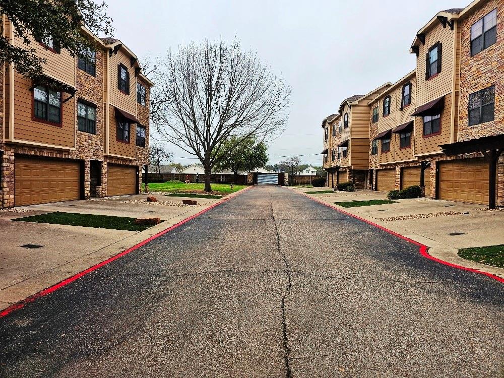 2410 S 2nd Street S 1579