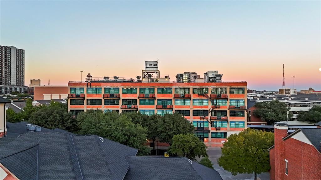 2220 Canton Street 507