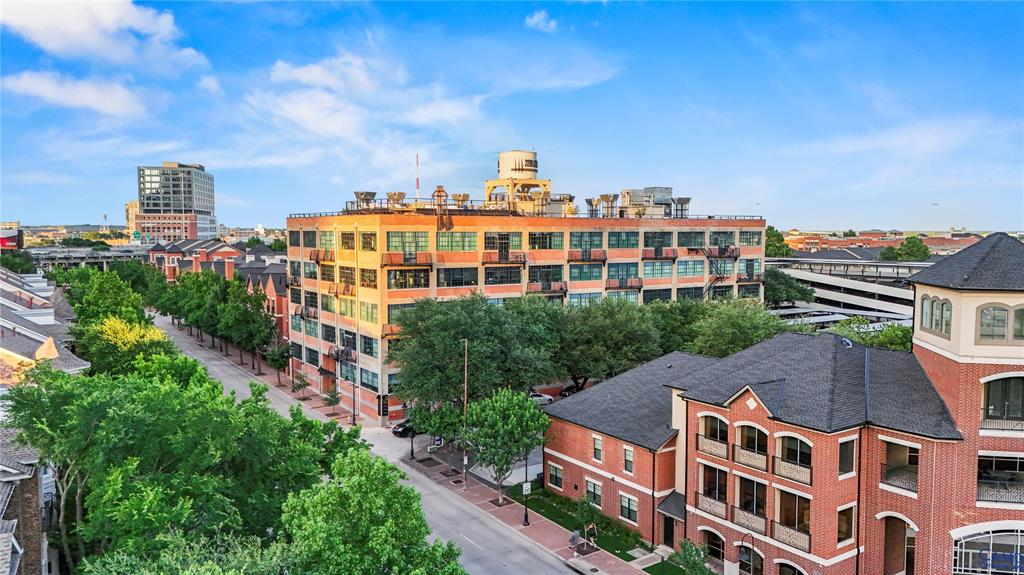 2220 Canton Street 507
